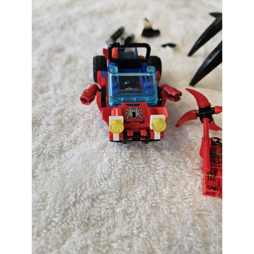 LEGO Marvel Super Heroes:‎ Venom Crawler (76163) Partial Set Read